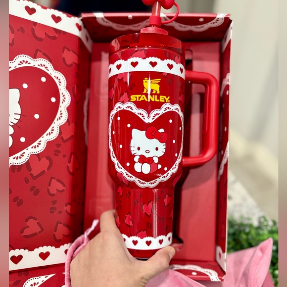 Customized Stanley Hello Kitty 40 oz GLOW IN THE DARK ! - Picture 3 of 6